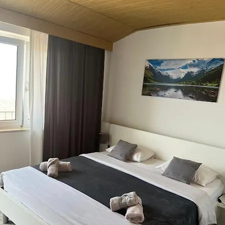 Silviodino Casa de hóspedes 3*